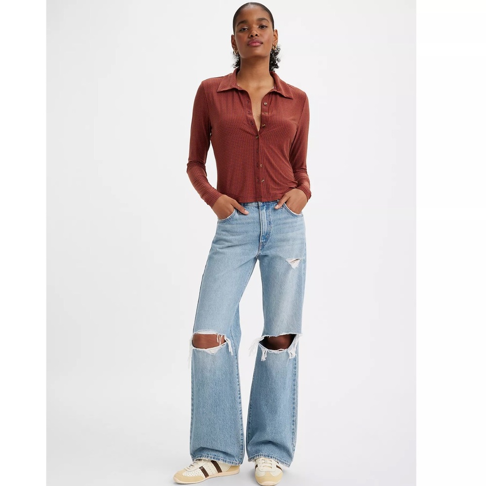 NWT Levi’s Baggy Bootcut Women’s Jeans. Light wash. size 30x31